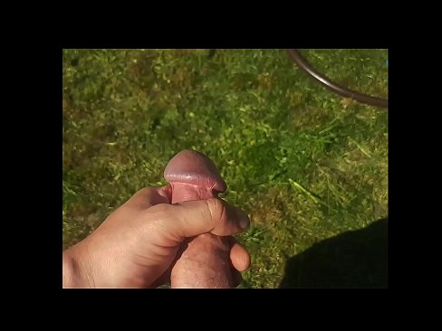 ❤️ Sıcak hottie gets ona pembe kedi becerdin ve cums ile bir fışkırtma içinde bir yaz bahçesinde Süper porno tr.basseyn-vsem.ru ﹏