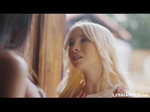 ❤️ Kız birkaç ay sonra eve gelir ve üvey annesinin amını yemeye başlar Süper porno tr.basseyn-vsem.ru ﹏