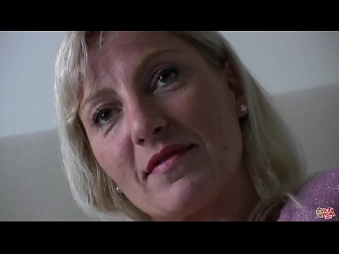 ❤️ Hepimizin becerdiği anne... Hanımefendi, kendinize gelin! Süper porno tr.basseyn-vsem.ru ﹏